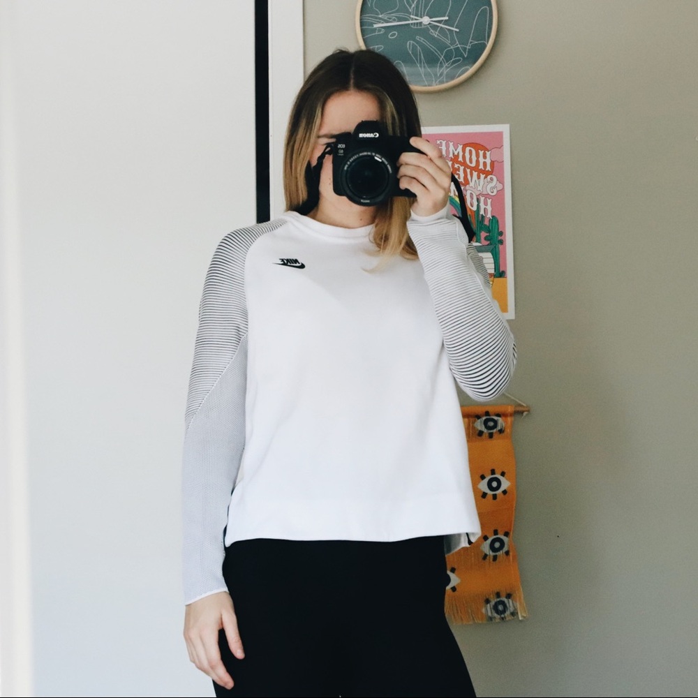 Nike White Tech Fleece Pullover